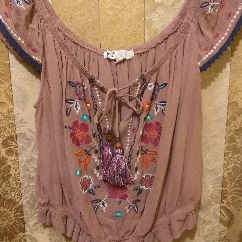 Off shoulder top